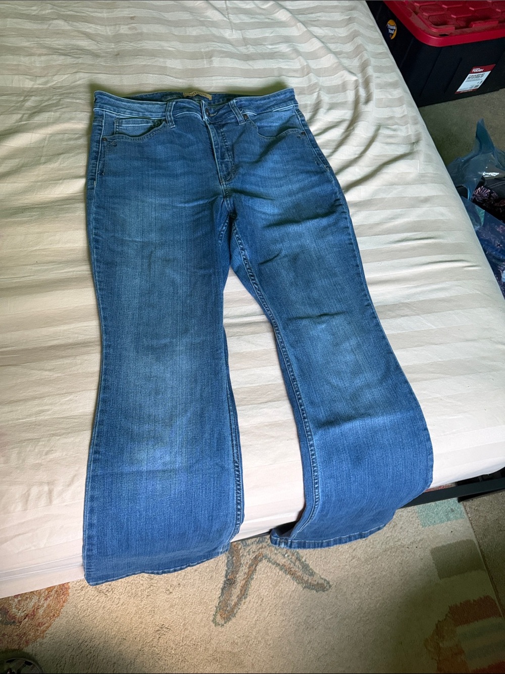 High-Rise Women's Blue Flared Jeans